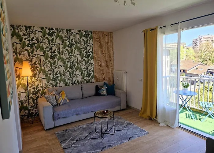Paradise Apartment Near Downtown Lake & Free Parking - Local Bike